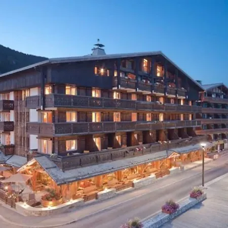 Chalet-hôtel La Marmotte, La Tapiaz&spa, The Originals Relais 4*